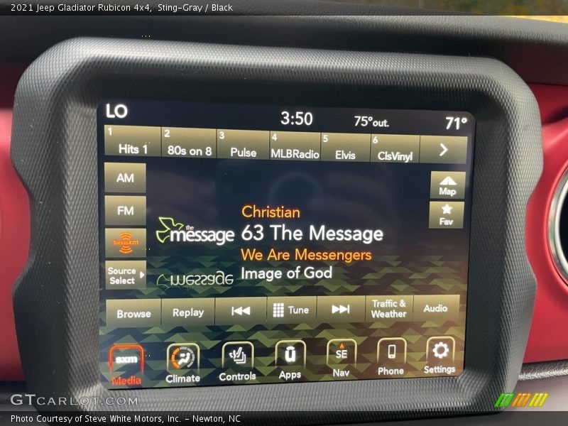Controls of 2021 Gladiator Rubicon 4x4