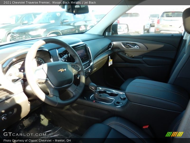 Mosaic Black Metallic / Jet Black 2021 Chevrolet Traverse Premier