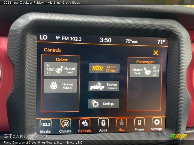 Controls of 2021 Gladiator Rubicon 4x4