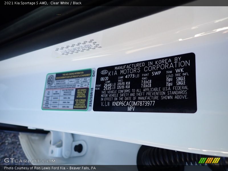 Clear White / Black 2021 Kia Sportage S AWD