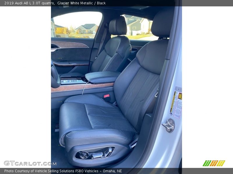 Front Seat of 2019 A8 L 3.0T quattro