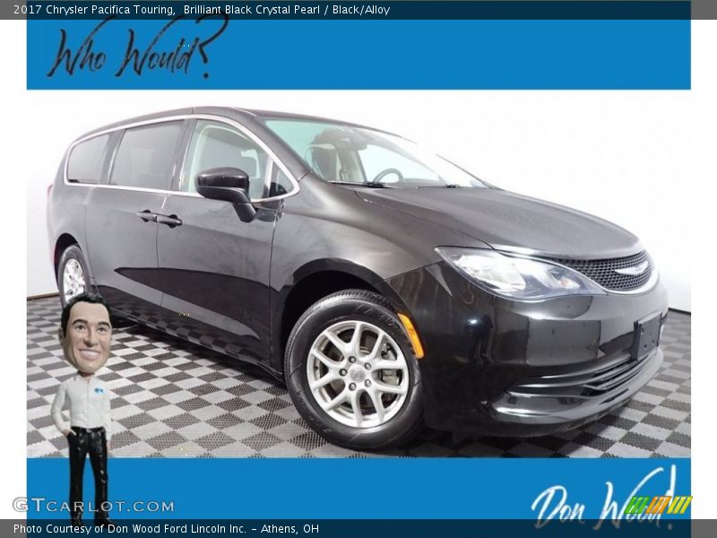 Brilliant Black Crystal Pearl / Black/Alloy 2017 Chrysler Pacifica Touring