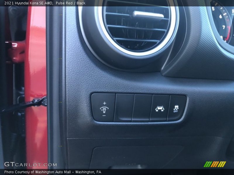 Pulse Red / Black 2021 Hyundai Kona SE AWD