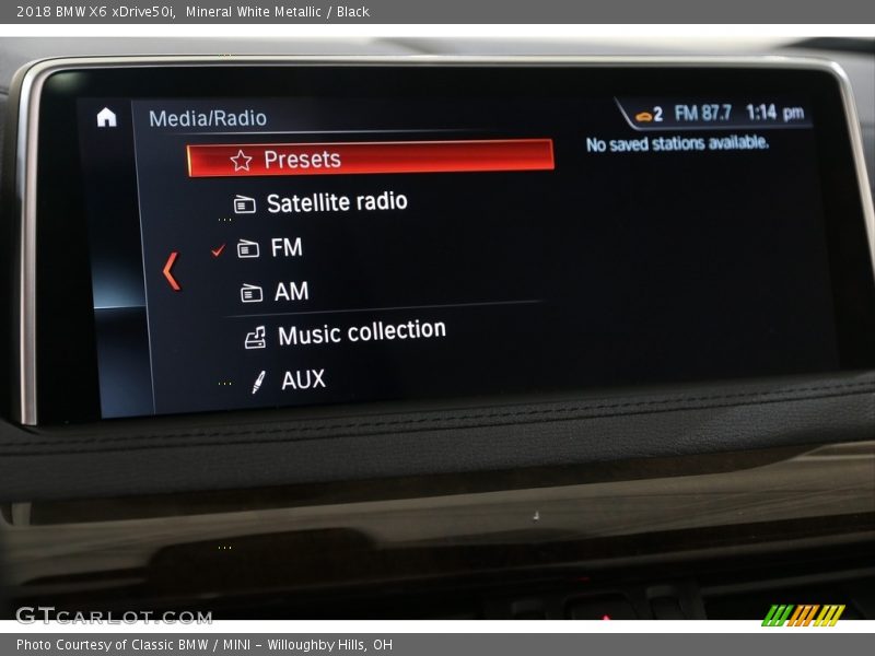 Mineral White Metallic / Black 2018 BMW X6 xDrive50i