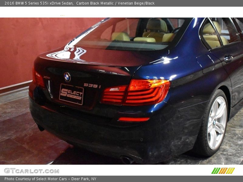 Carbon Black Metallic / Venetian Beige/Black 2016 BMW 5 Series 535i xDrive Sedan