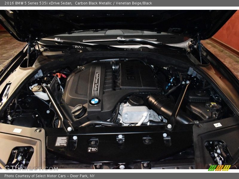 Carbon Black Metallic / Venetian Beige/Black 2016 BMW 5 Series 535i xDrive Sedan