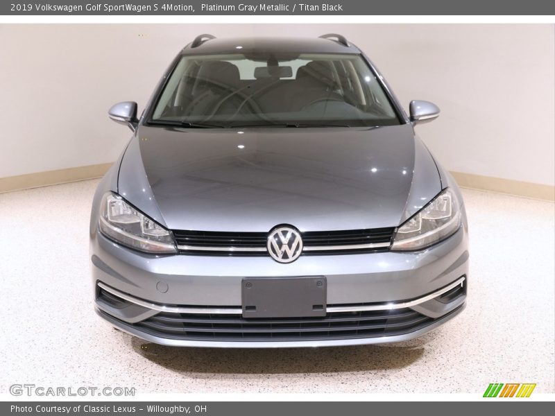 Platinum Gray Metallic / Titan Black 2019 Volkswagen Golf SportWagen S 4Motion