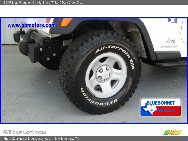 Stone White / Dark Slate Gray 2006 Jeep Wrangler X 4x4
