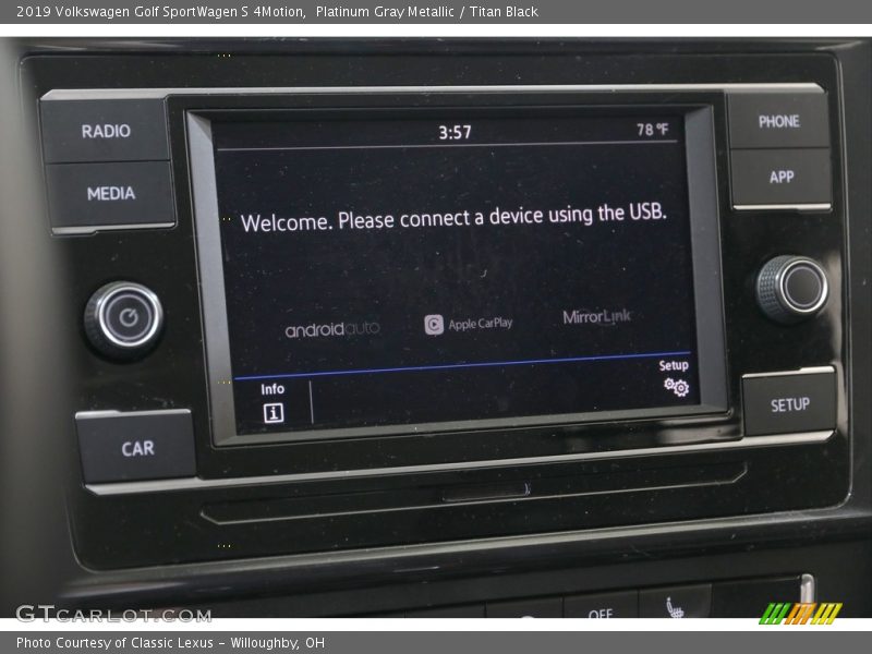 Platinum Gray Metallic / Titan Black 2019 Volkswagen Golf SportWagen S 4Motion