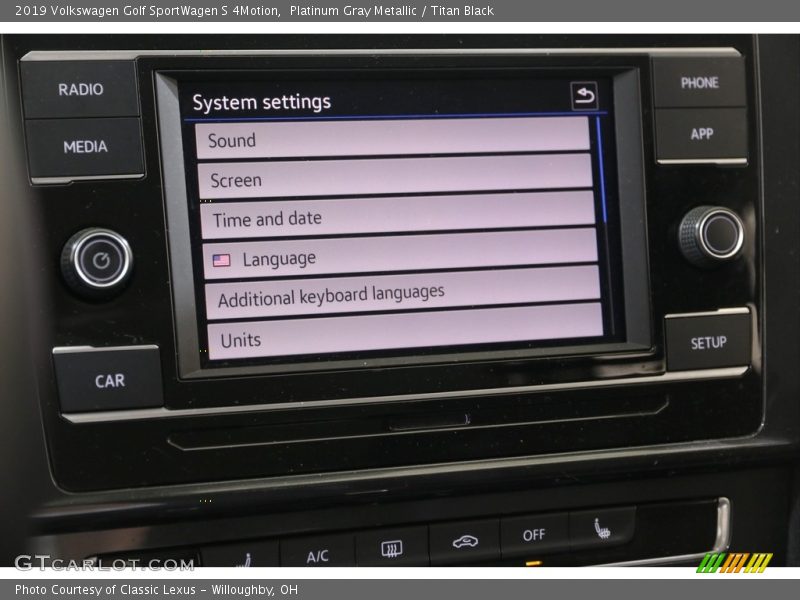 Platinum Gray Metallic / Titan Black 2019 Volkswagen Golf SportWagen S 4Motion