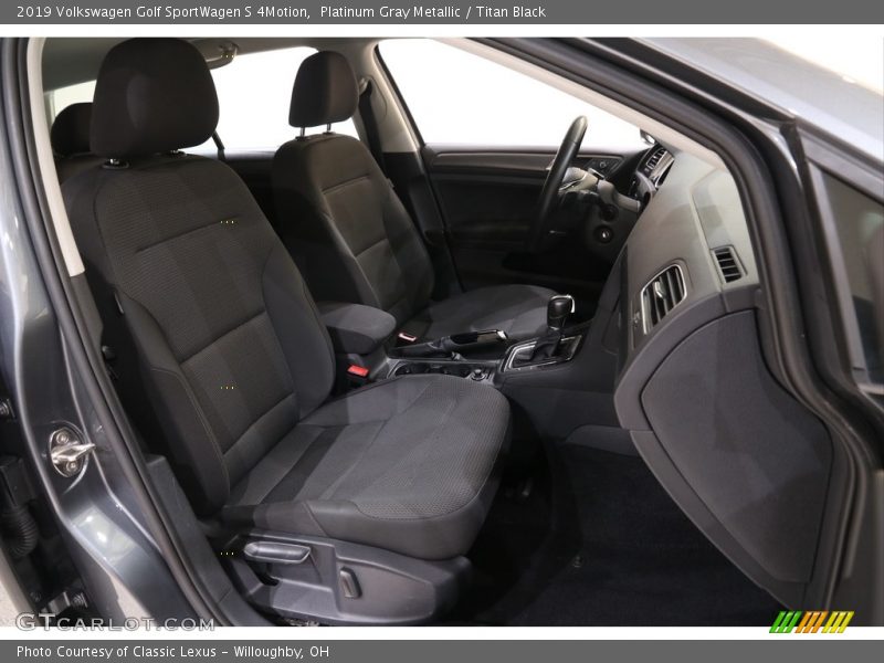 Platinum Gray Metallic / Titan Black 2019 Volkswagen Golf SportWagen S 4Motion