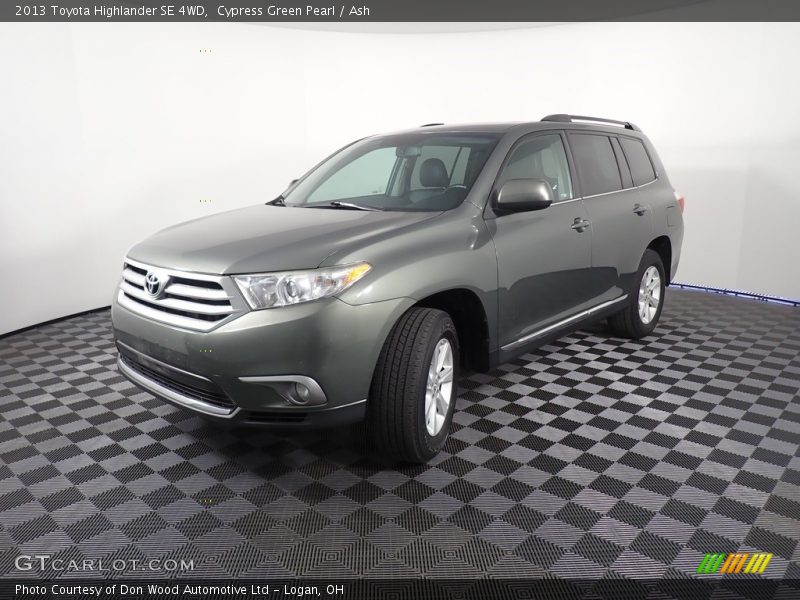 Cypress Green Pearl / Ash 2013 Toyota Highlander SE 4WD