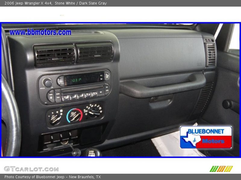 Stone White / Dark Slate Gray 2006 Jeep Wrangler X 4x4