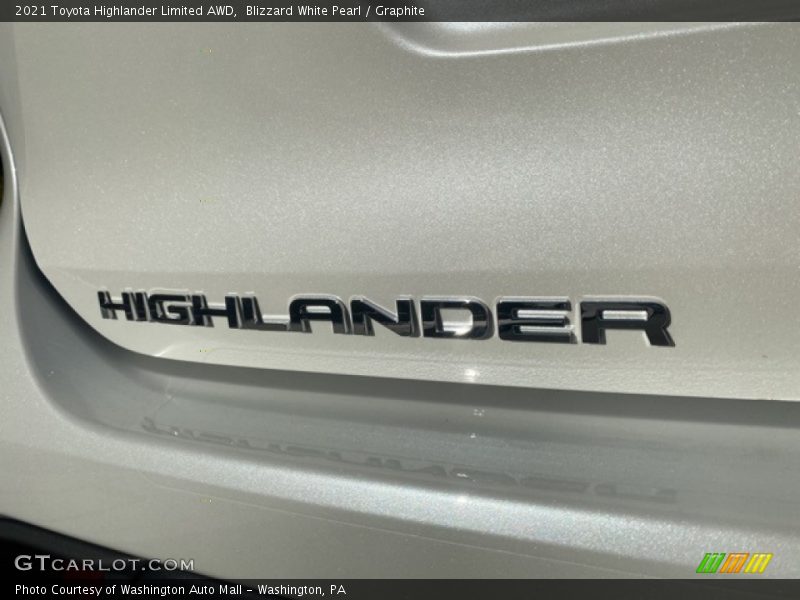 Blizzard White Pearl / Graphite 2021 Toyota Highlander Limited AWD