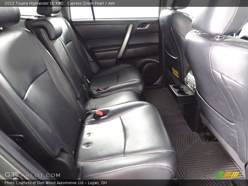 Cypress Green Pearl / Ash 2013 Toyota Highlander SE 4WD