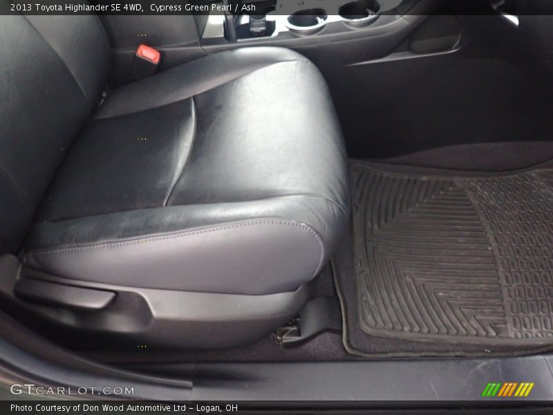 Cypress Green Pearl / Ash 2013 Toyota Highlander SE 4WD