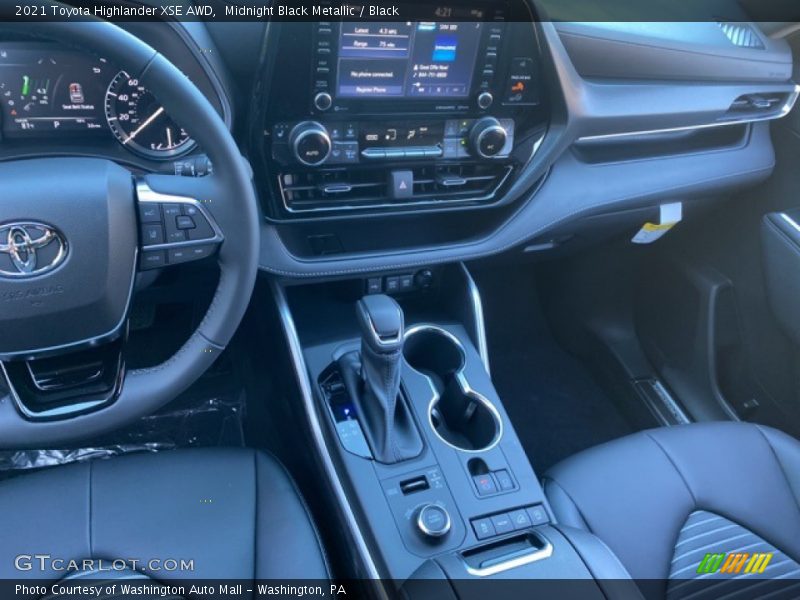 Midnight Black Metallic / Black 2021 Toyota Highlander XSE AWD