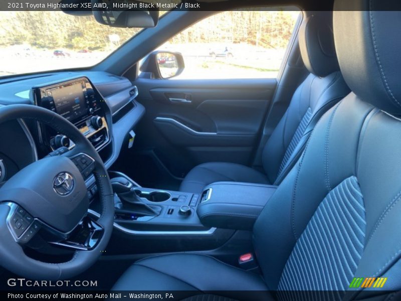 Midnight Black Metallic / Black 2021 Toyota Highlander XSE AWD