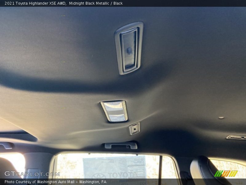 Midnight Black Metallic / Black 2021 Toyota Highlander XSE AWD
