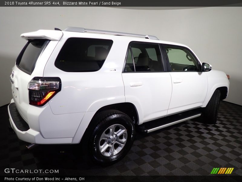 Blizzard White Pearl / Sand Beige 2018 Toyota 4Runner SR5 4x4