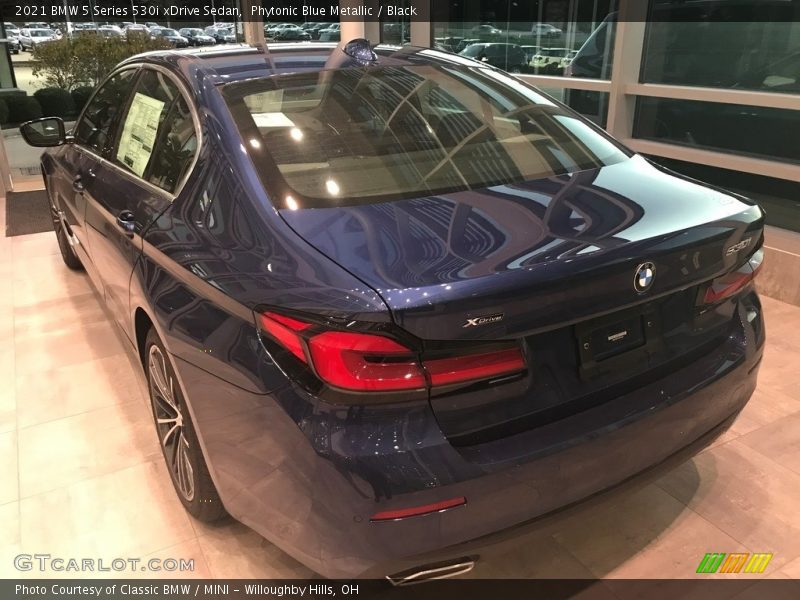 Phytonic Blue Metallic / Black 2021 BMW 5 Series 530i xDrive Sedan