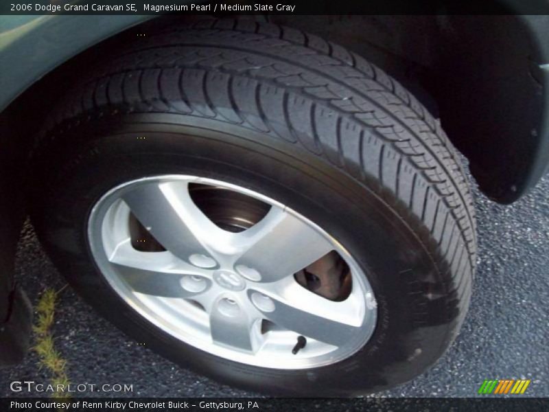 Magnesium Pearl / Medium Slate Gray 2006 Dodge Grand Caravan SE