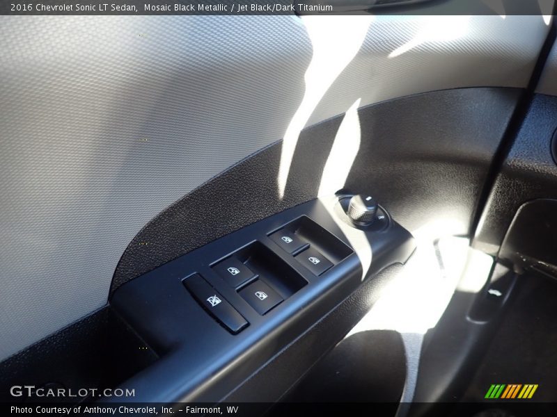 Mosaic Black Metallic / Jet Black/Dark Titanium 2016 Chevrolet Sonic LT Sedan