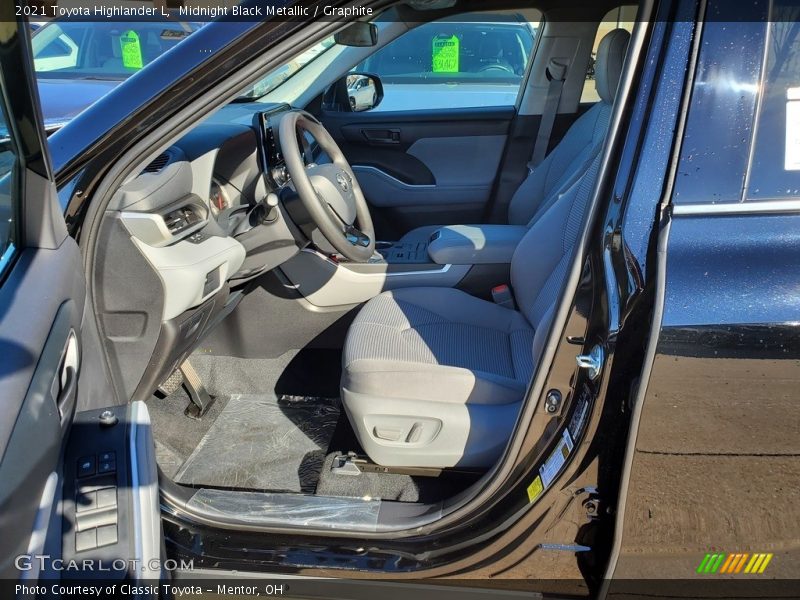 Midnight Black Metallic / Graphite 2021 Toyota Highlander L