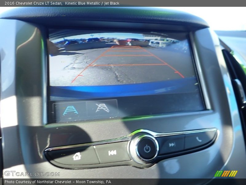 Kinetic Blue Metallic / Jet Black 2016 Chevrolet Cruze LT Sedan