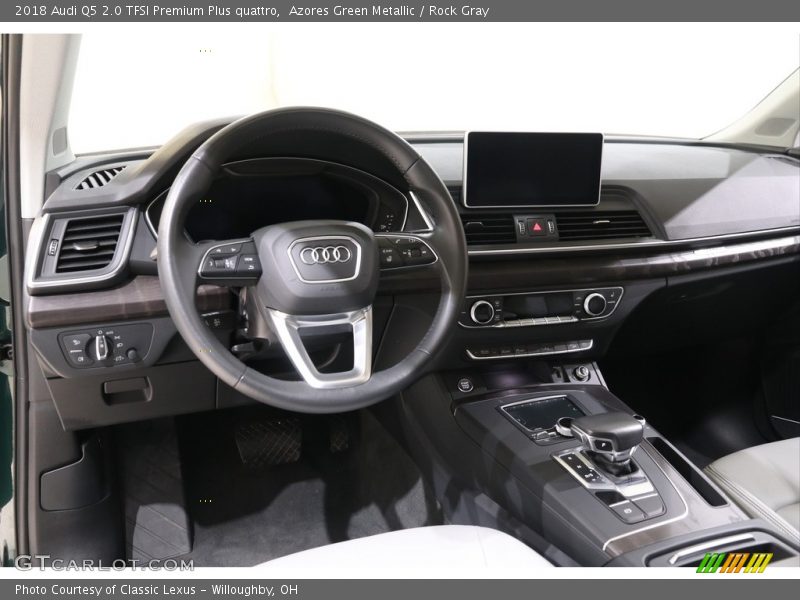 Dashboard of 2018 Q5 2.0 TFSI Premium Plus quattro