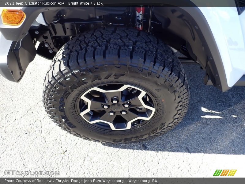 Bright White / Black 2021 Jeep Gladiator Rubicon 4x4