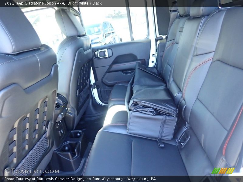 Bright White / Black 2021 Jeep Gladiator Rubicon 4x4