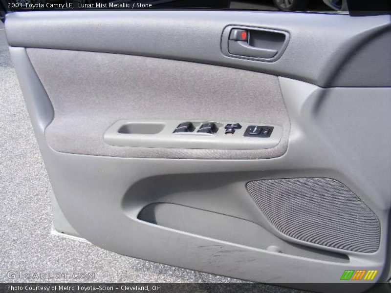 Lunar Mist Metallic / Stone 2003 Toyota Camry LE