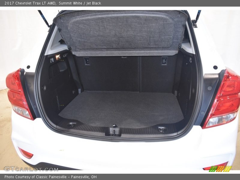 Summit White / Jet Black 2017 Chevrolet Trax LT AWD