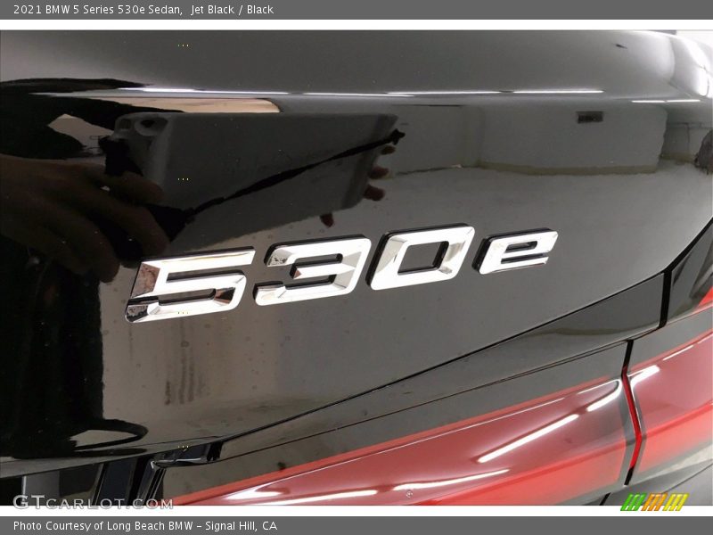 Jet Black / Black 2021 BMW 5 Series 530e Sedan