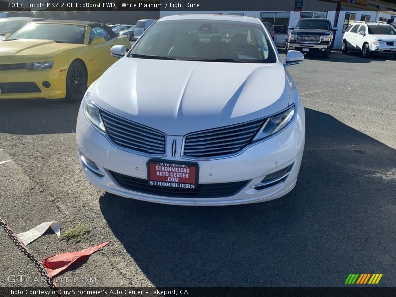 White Platinum / Light Dune 2013 Lincoln MKZ 2.0L EcoBoost FWD