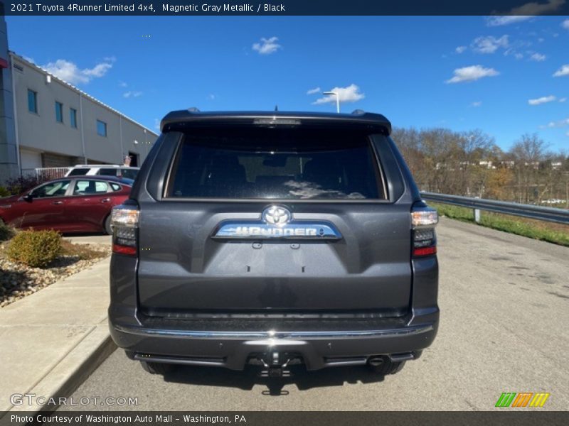 Magnetic Gray Metallic / Black 2021 Toyota 4Runner Limited 4x4