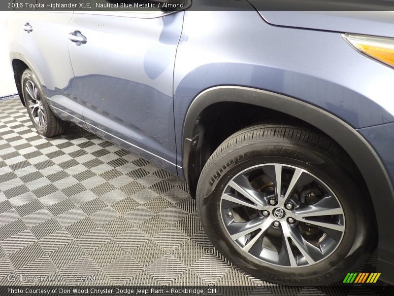 Nautical Blue Metallic / Almond 2016 Toyota Highlander XLE