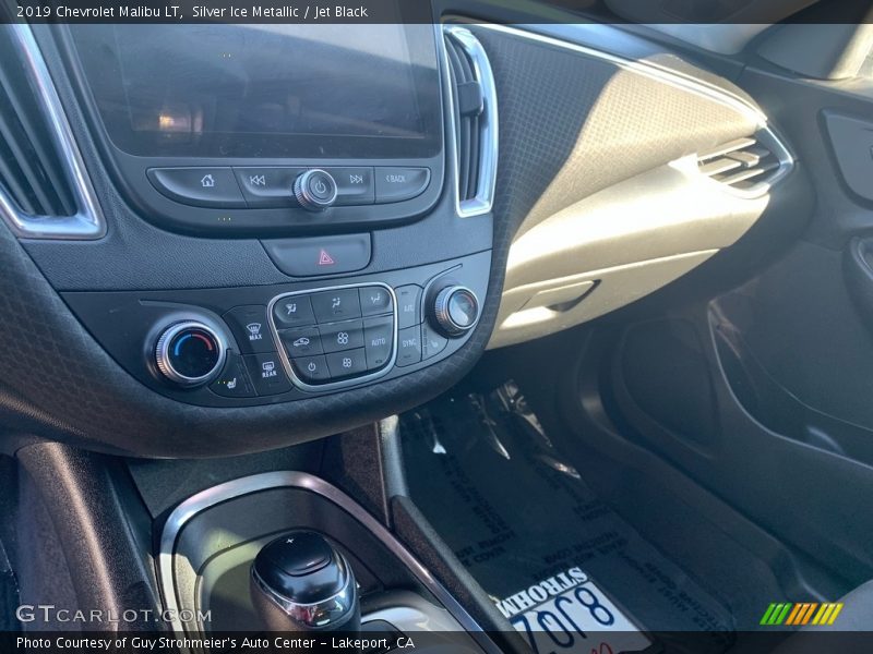 Silver Ice Metallic / Jet Black 2019 Chevrolet Malibu LT