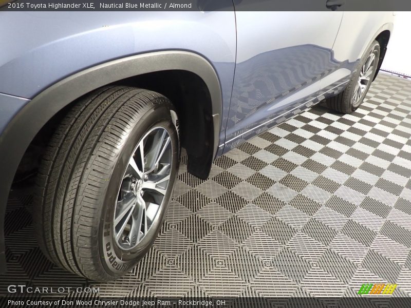 Nautical Blue Metallic / Almond 2016 Toyota Highlander XLE