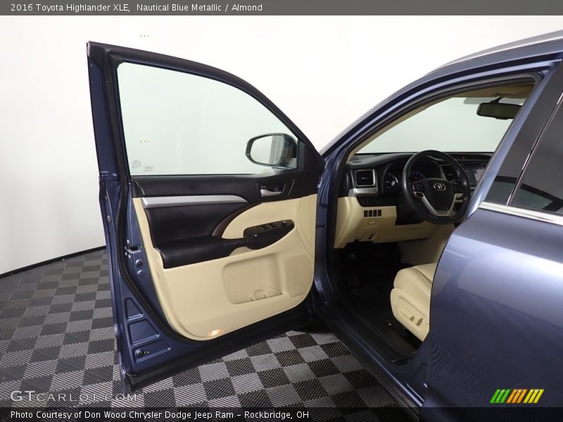 Nautical Blue Metallic / Almond 2016 Toyota Highlander XLE