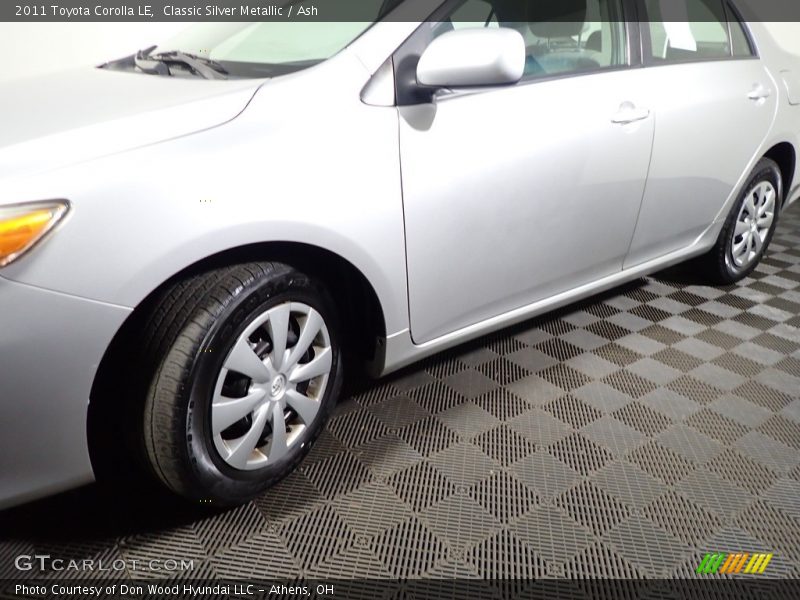 Classic Silver Metallic / Ash 2011 Toyota Corolla LE