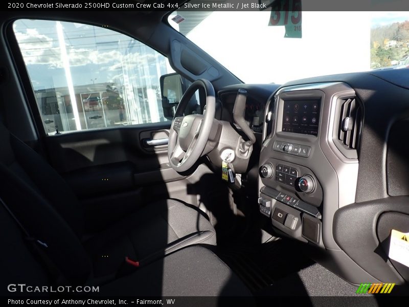 Silver Ice Metallic / Jet Black 2020 Chevrolet Silverado 2500HD Custom Crew Cab 4x4