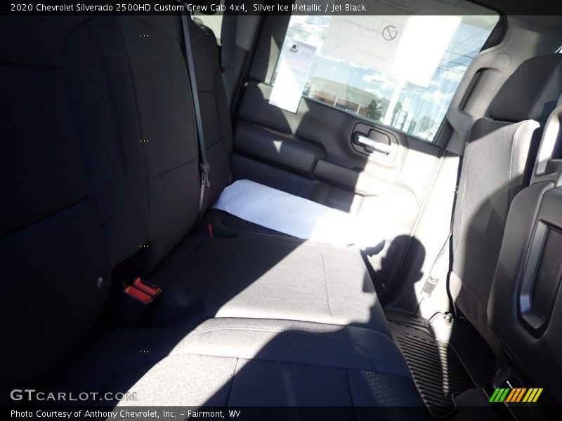 Silver Ice Metallic / Jet Black 2020 Chevrolet Silverado 2500HD Custom Crew Cab 4x4