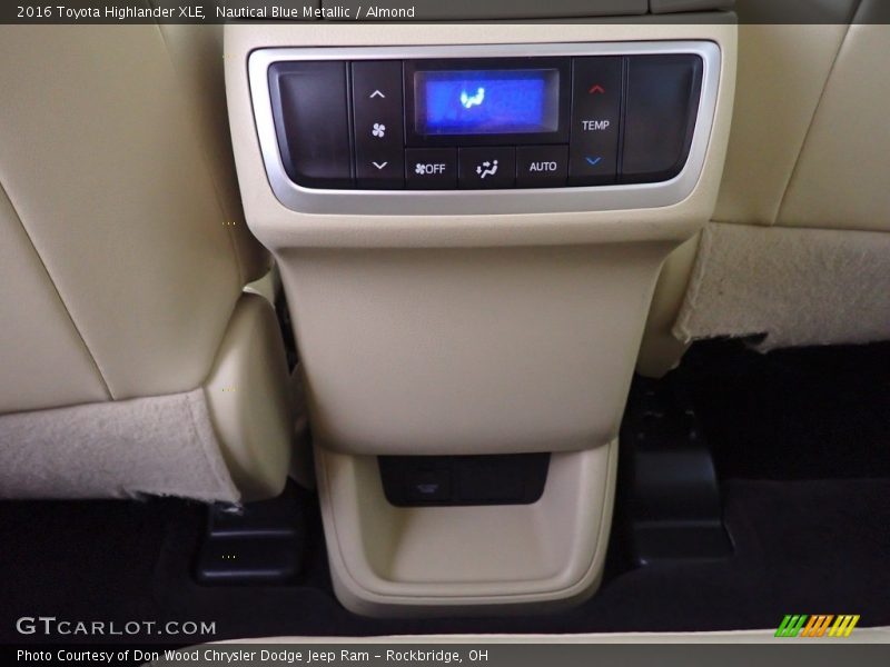 Nautical Blue Metallic / Almond 2016 Toyota Highlander XLE