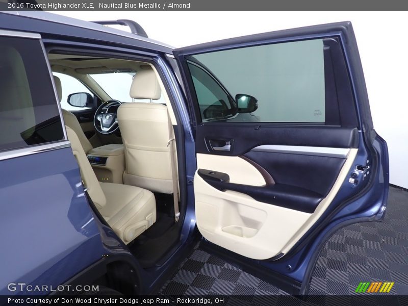 Nautical Blue Metallic / Almond 2016 Toyota Highlander XLE