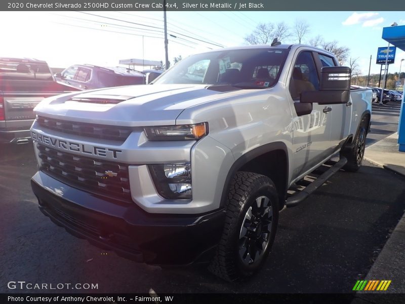 Silver Ice Metallic / Jet Black 2020 Chevrolet Silverado 2500HD Custom Crew Cab 4x4