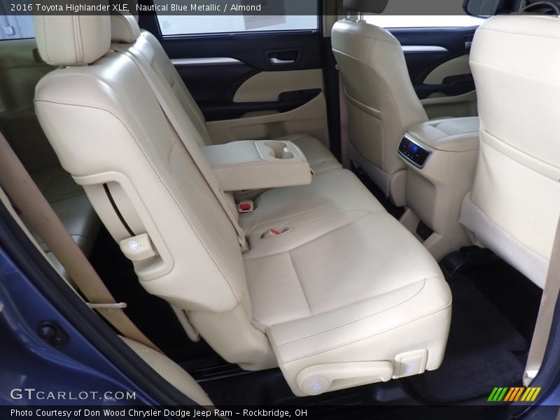 Nautical Blue Metallic / Almond 2016 Toyota Highlander XLE