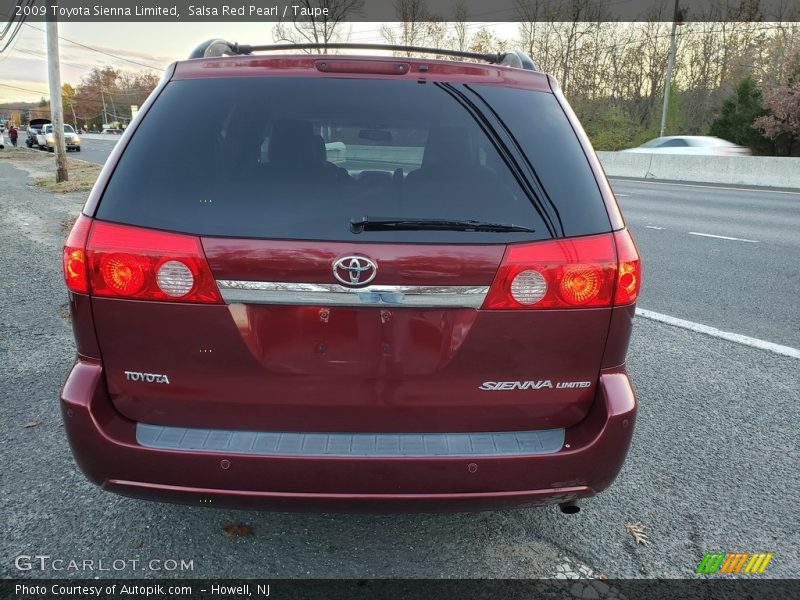 Salsa Red Pearl / Taupe 2009 Toyota Sienna Limited