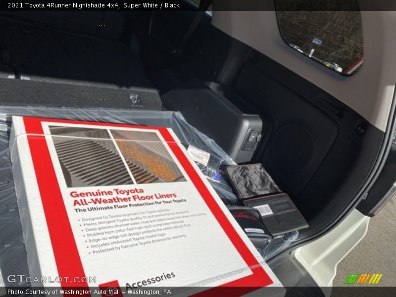 Super White / Black 2021 Toyota 4Runner Nightshade 4x4